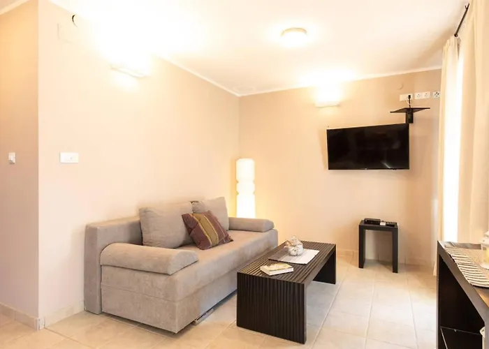 House Zara Brzac