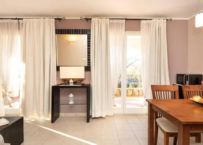 House Zara Brzac