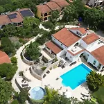 Apartment House Zara Brzac
