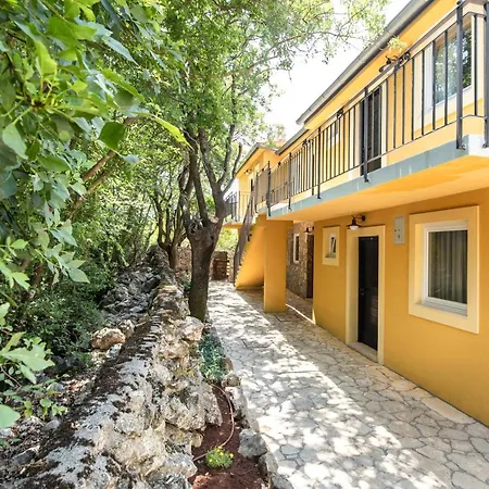 Apartamento Lotus By El-pi Tours