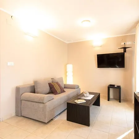 Appartment House Zara 公寓