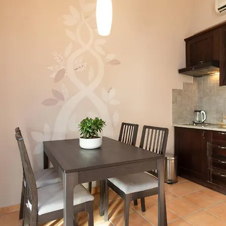 Apartament House Zara *