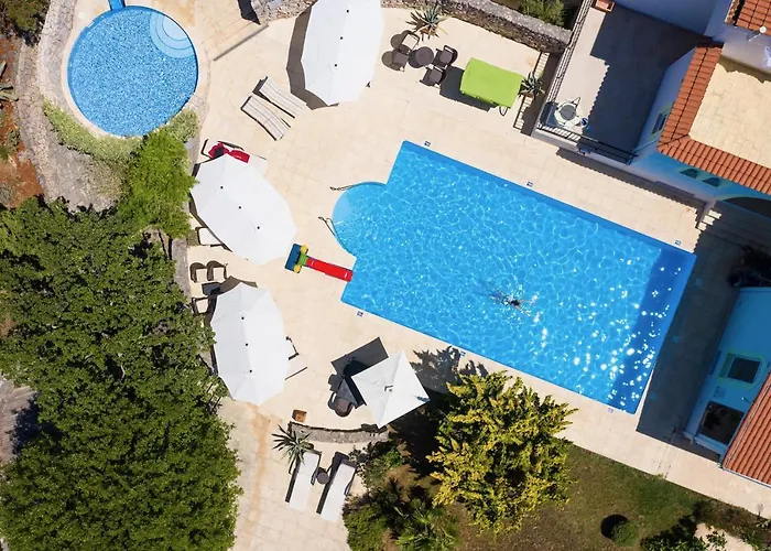 Апартаменты House Zara