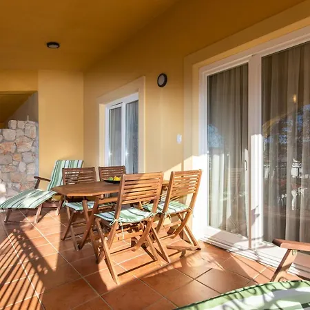 Appartment House Zara * Brzac